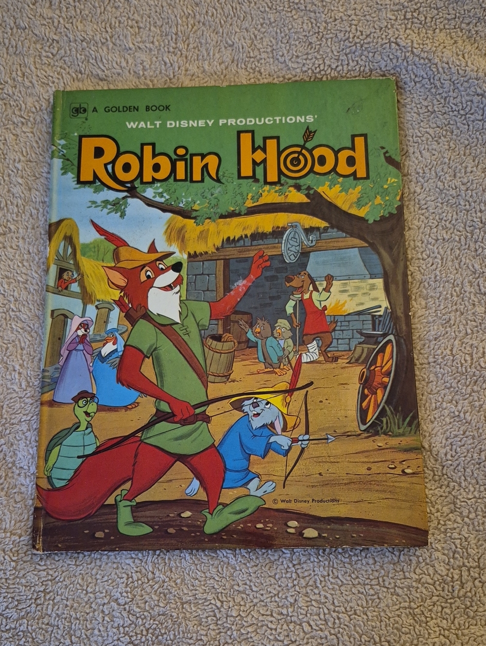 Walt Disney Robin Hood Vintage Illustration Wall Art - Green & Red